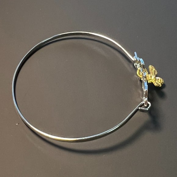 Honey Bee and Hive Silver Tone Hook Closure Bangle Bracelet - Picture 4 of 5